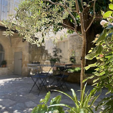 Bed and Breakfast La Dame Jeanne Fontanes  Zewnętrze zdjęcie