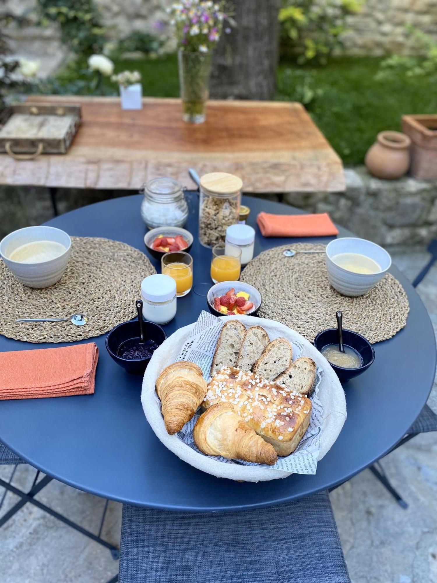 Bed and Breakfast La Dame Jeanne Fontanes  Zewnętrze zdjęcie