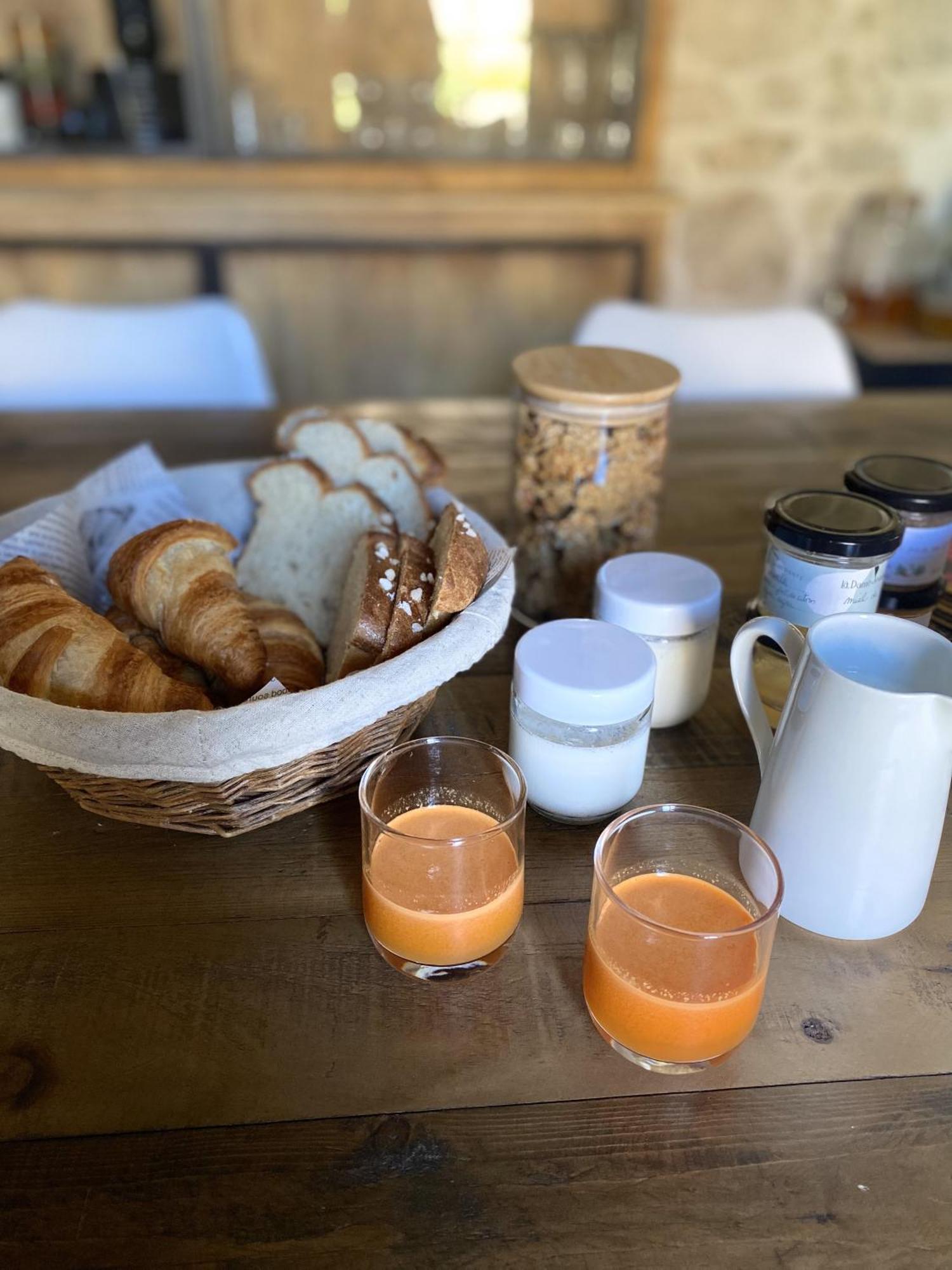 Bed and Breakfast La Dame Jeanne Fontanes  Zewnętrze zdjęcie