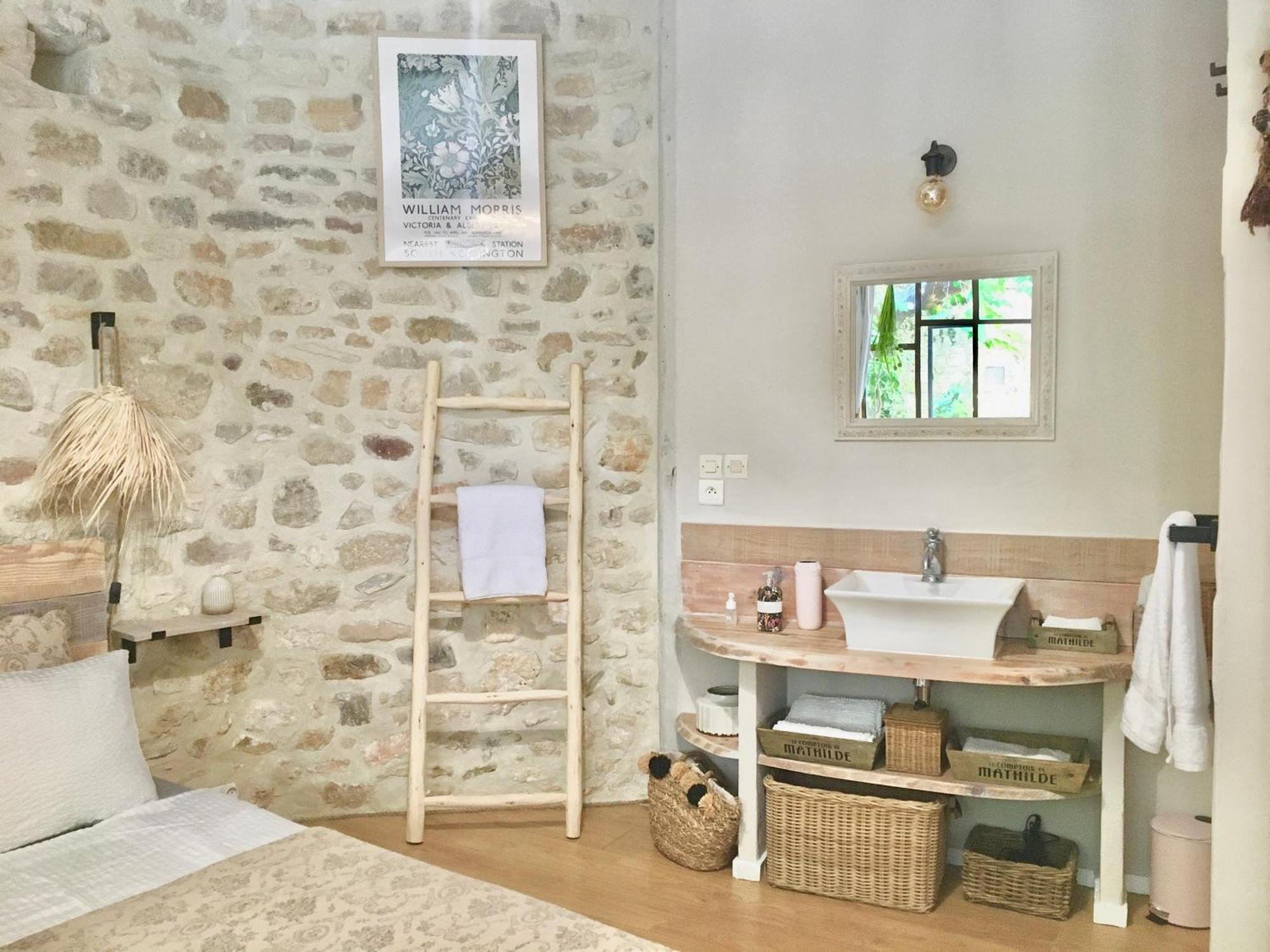 Bed and Breakfast La Dame Jeanne Fontanes  Zewnętrze zdjęcie