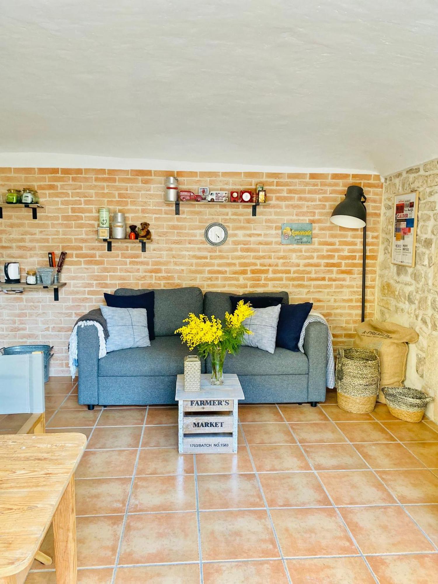 Bed and Breakfast La Dame Jeanne Fontanes  Zewnętrze zdjęcie